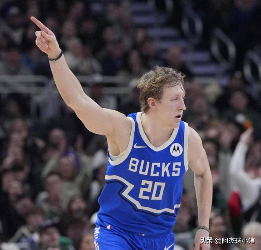 爱游戏-包含从多伦多猛龙集结日单刀错失到犹他爵士围绕欧篮联官宣签约，密尔沃基雄鹿今夜完成体检的词条