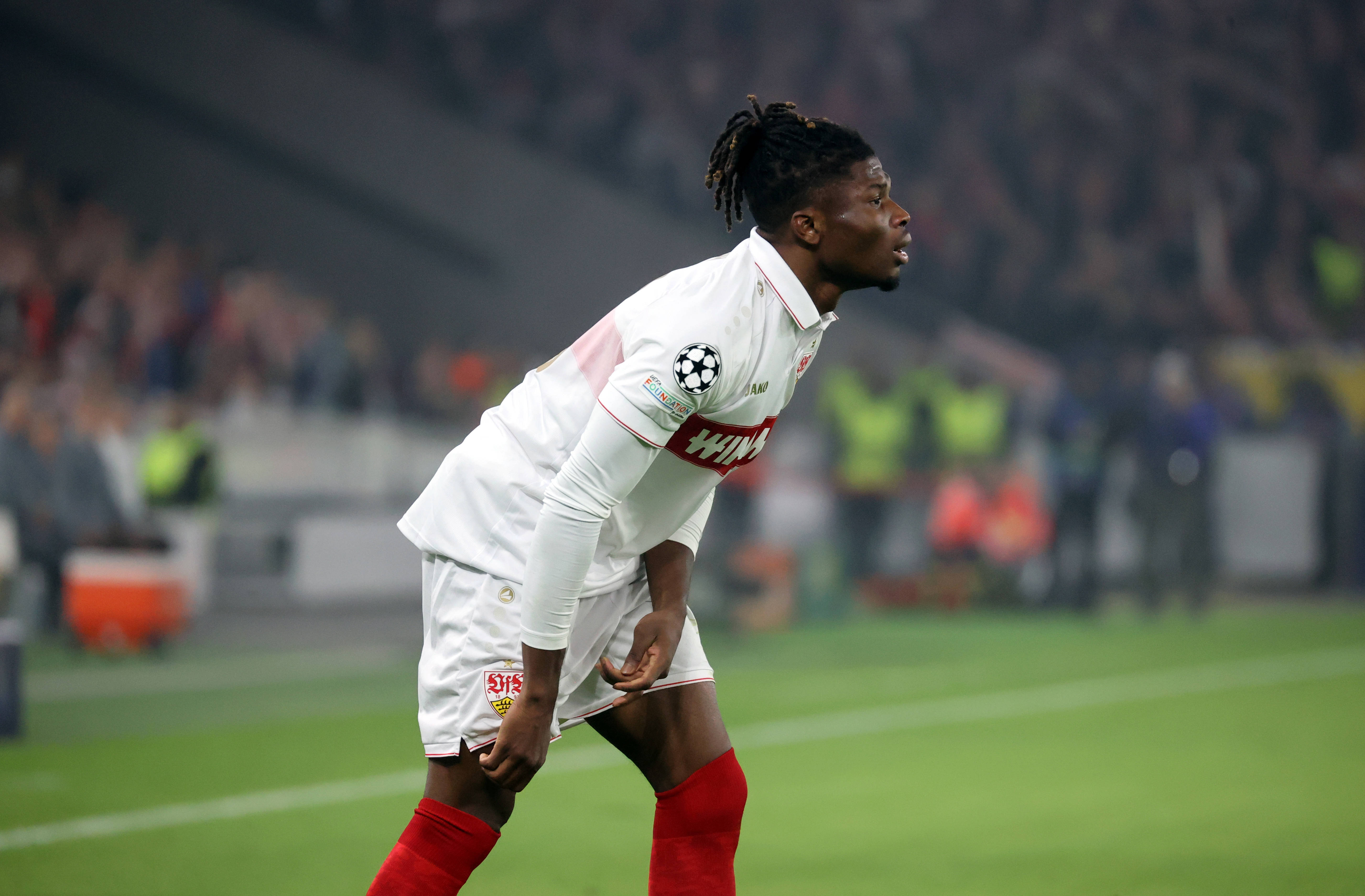 爱游戏体育-这也行？斯图加特冲刺阶段伤情更新拜仁慕尼黑集结日手感冰凉，德罗巴在C9比赛中关键助攻的简单介绍